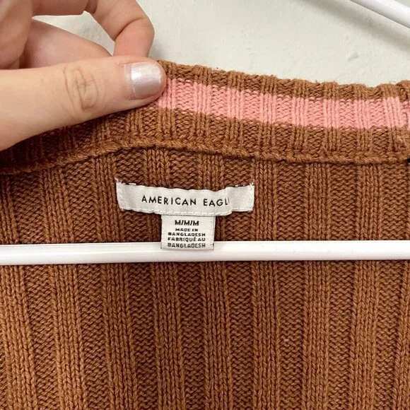 American Eagle cropped brown v-neck sweater casual 70s vintage women size M - Picture 4 of 5
